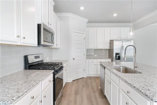 3762 Dover Run Lane, Loganville, GA 30052