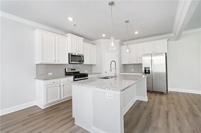 3762 Dover Run Lane, Loganville, GA 30052
