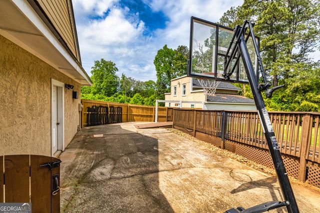 26 Cannongate Road, Sharpsburg, GA 30277