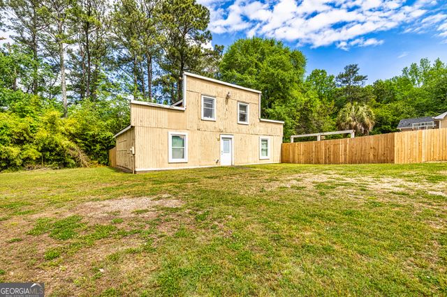26 Cannongate Road, Sharpsburg, GA 30277