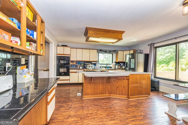 26 Cannongate Road, Sharpsburg, GA 30277