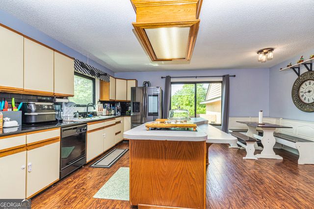 26 Cannongate Road, Sharpsburg, GA 30277