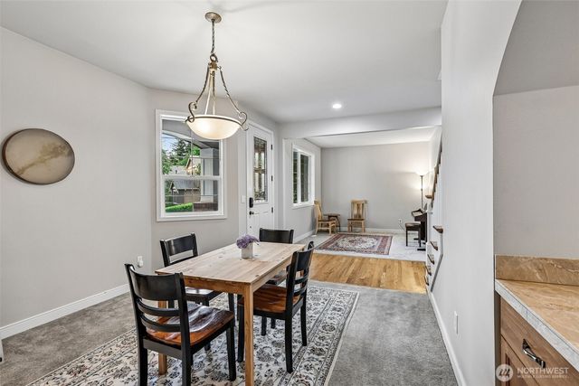 2001 263rd Lane SE, Sammamish, WA 98075