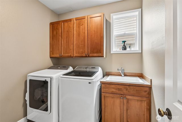 2001 263rd Lane SE, Sammamish, WA 98075