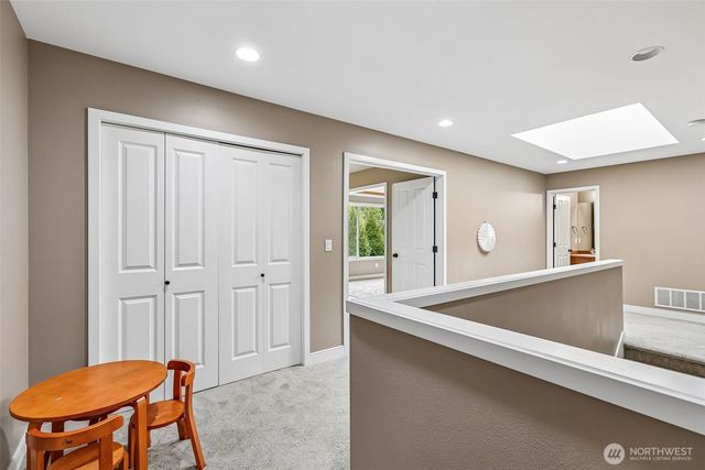 2001 263rd Lane SE, Sammamish, WA 98075