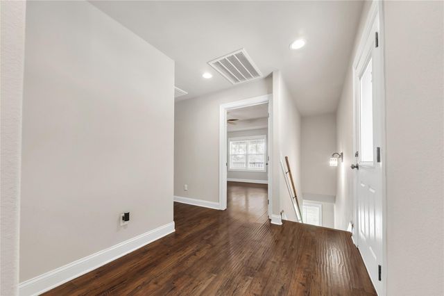 801 Fairview Avenue, College Station, TX 77840