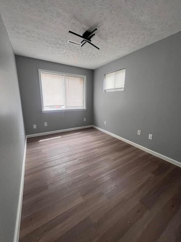 2880 Bulen Avenue, Columbus, OH 43207
