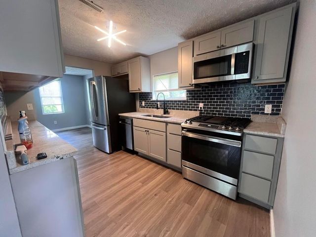 2880 Bulen Avenue, Columbus, OH 43207