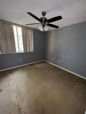 4852 N State Road 7 204, Pompano Beach, FL 33073