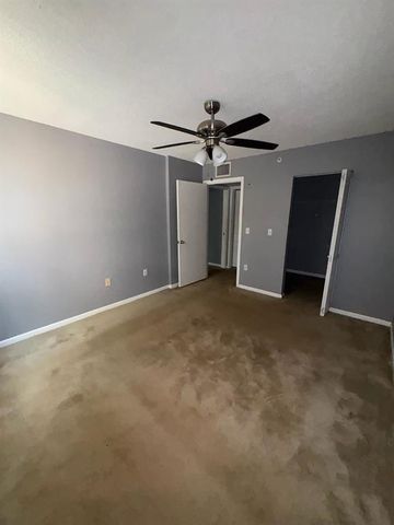 4852 N State Road 7 204, Pompano Beach, FL 33073