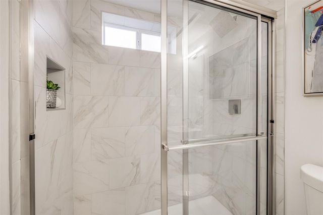 605 Bomar Street 2, Houston, TX 77006