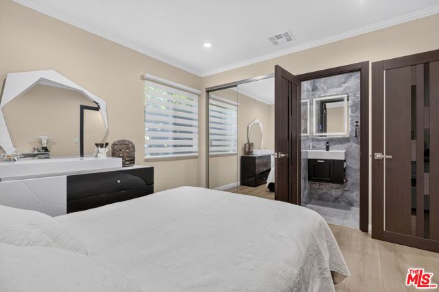 2727 Hollister Terrace, Glendale, CA 91206