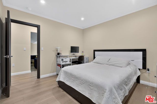 2727 Hollister Terrace, Glendale, CA 91206