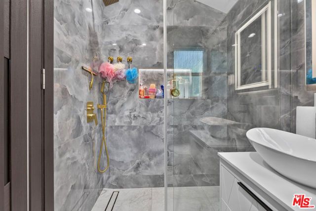 2727 Hollister Terrace, Glendale, CA 91206