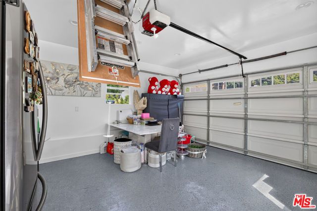 2727 Hollister Terrace, Glendale, CA 91206