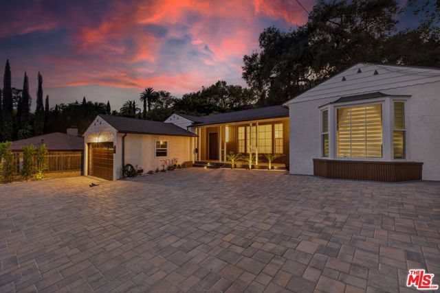 2727 Hollister Terrace, Glendale, CA 91206