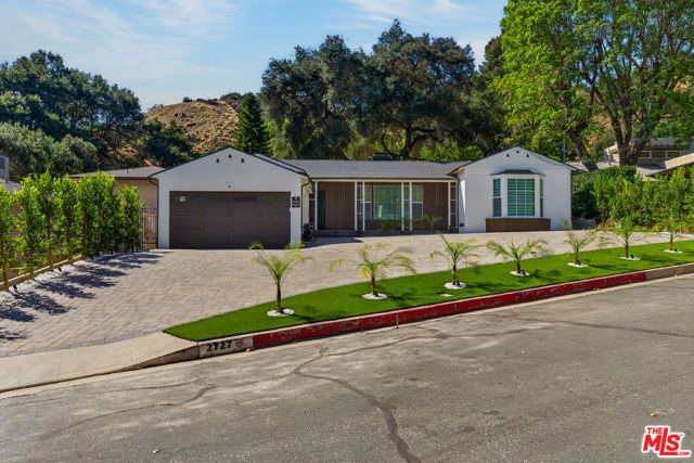 2727 Hollister Terrace, Glendale, CA 91206