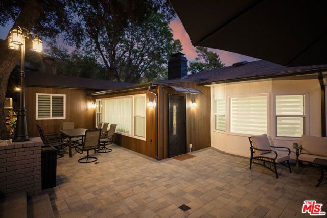 2727 Hollister Terrace, Glendale, CA 91206