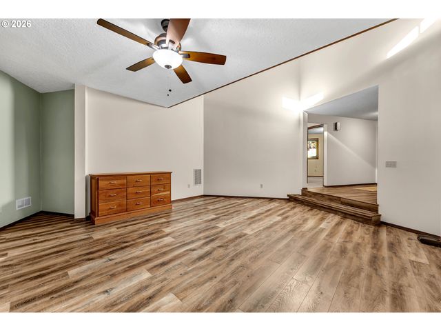 24813 Ne BERRY Rd, Battle Ground, WA 98604