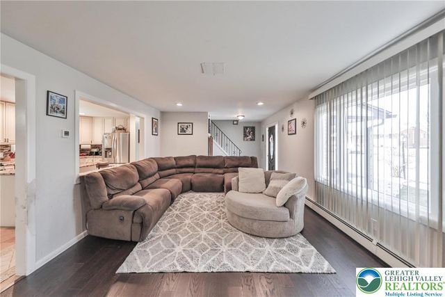 7270 Heather Road, Lower Macungie Twp, PA 18062