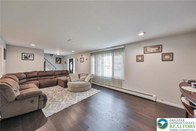 7270 Heather Road, Lower Macungie Twp, PA 18062