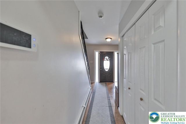 7270 Heather Road, Lower Macungie Twp, PA 18062