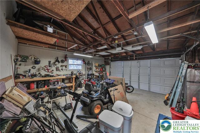 7270 Heather Road, Lower Macungie Twp, PA 18062