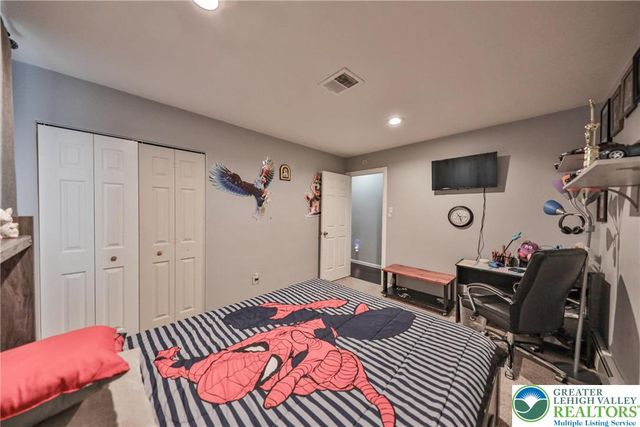 7270 Heather Road, Lower Macungie Twp, PA 18062