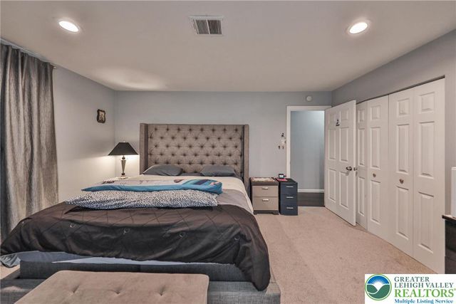 7270 Heather Road, Lower Macungie Twp, PA 18062