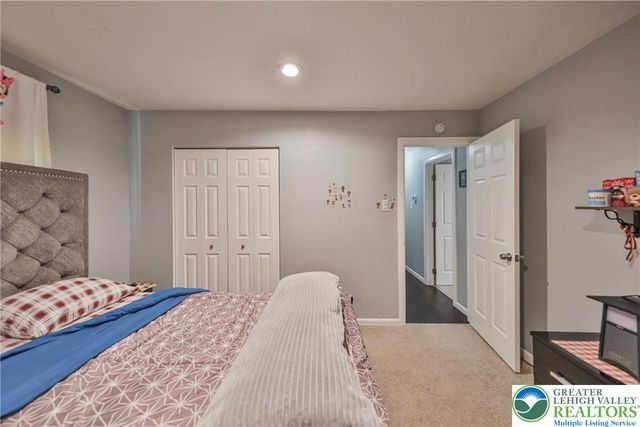 7270 Heather Road, Lower Macungie Twp, PA 18062