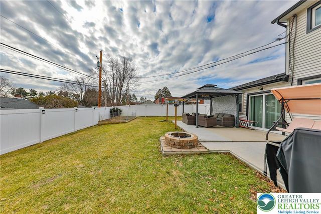 7270 Heather Road, Lower Macungie Twp, PA 18062