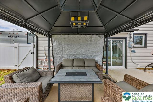 7270 Heather Road, Lower Macungie Twp, PA 18062