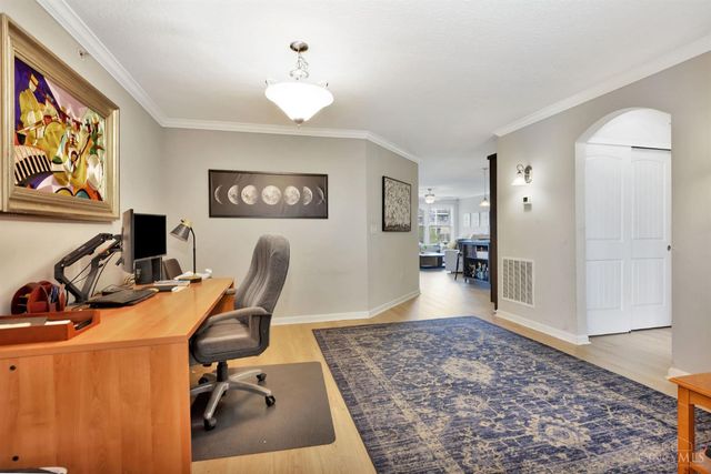 37 Old Pond Road, Springboro, OH 45066
