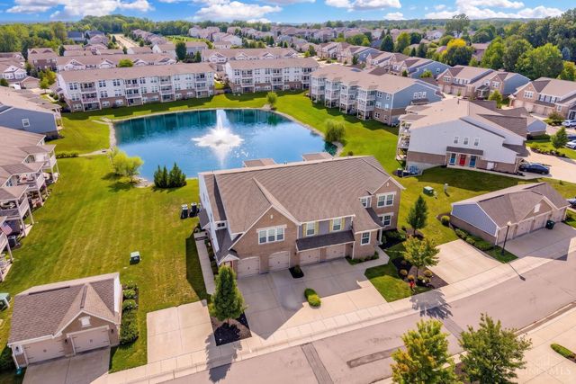 37 Old Pond Road, Springboro, OH 45066