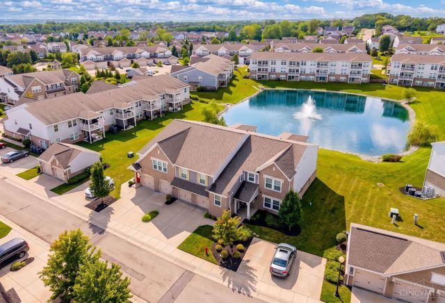 37 Old Pond Road, Springboro, OH 45066
