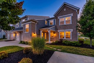 37 Old Pond Road, Springboro, OH 45066