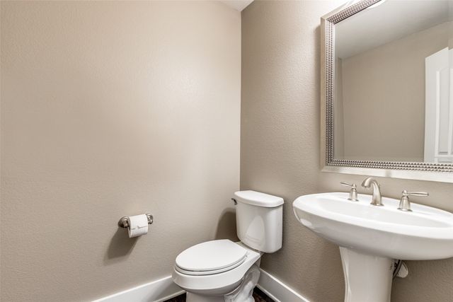 5404 Locust Drive, Mckinney, TX 75070