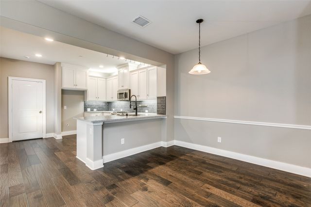 5404 Locust Drive, Mckinney, TX 75070