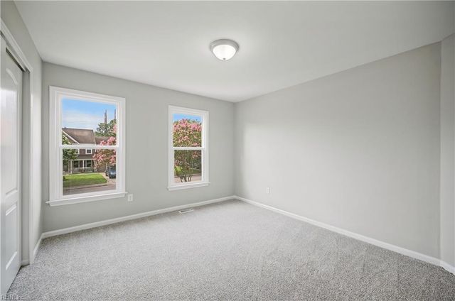 1848 Chestwood DR, Virginia Beach, VA 23453