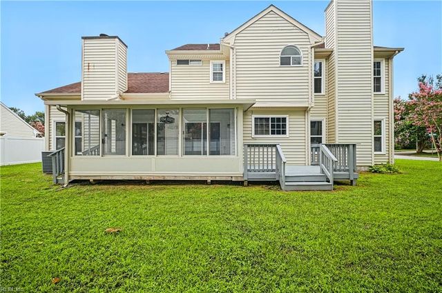 1848 Chestwood DR, Virginia Beach, VA 23453