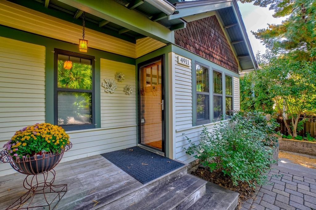 4911 41st Avenue S, Minneapolis, MN 55417 — photo 2