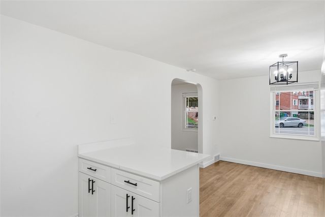 885 MIDDLE ROAD, Castle Shannon, PA 15234