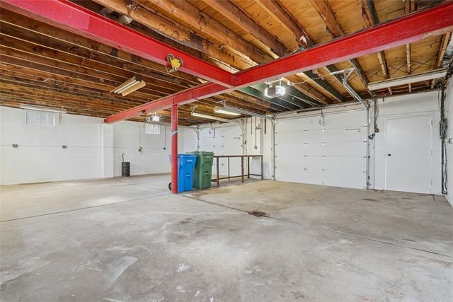 885 MIDDLE ROAD, Castle Shannon, PA 15234