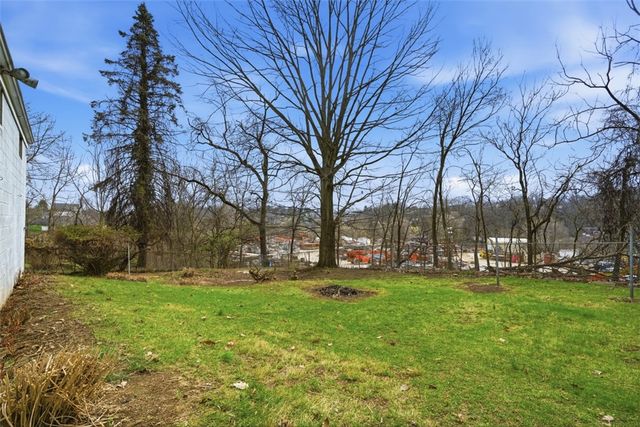 885 MIDDLE ROAD, Castle Shannon, PA 15234