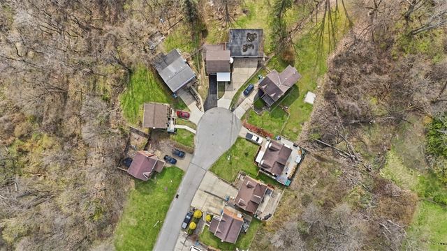 885 MIDDLE ROAD, Castle Shannon, PA 15234