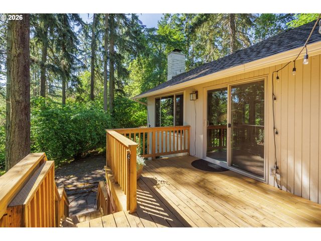2834 WARREN St, Eugene, OR 97405