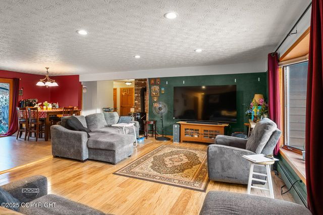 4931 E Aspen Street, Wasilla, AK 99654