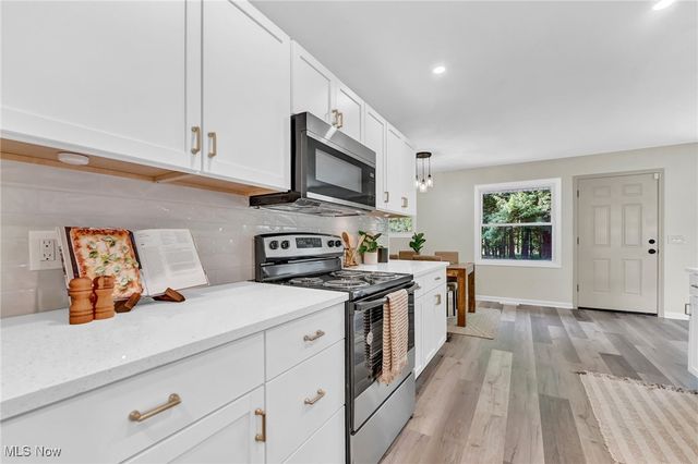 5679 Wilson Mills Road, Highland Heights, OH 44143