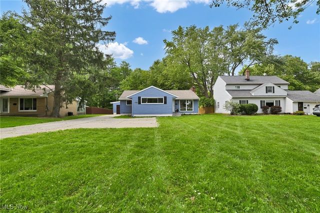 5679 Wilson Mills Road, Highland Heights, OH 44143