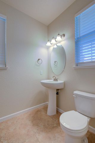 3105 Lake Hill Ct, Modesto, CA 95355